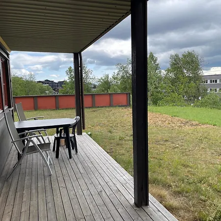 Leilighet Spacious Retreat With Sauna And Parking