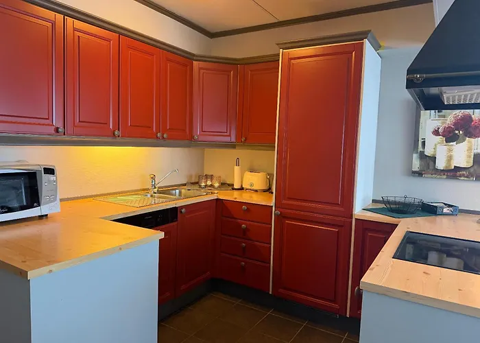 Apartamento Spacious Retreat With Sauna And Parking *